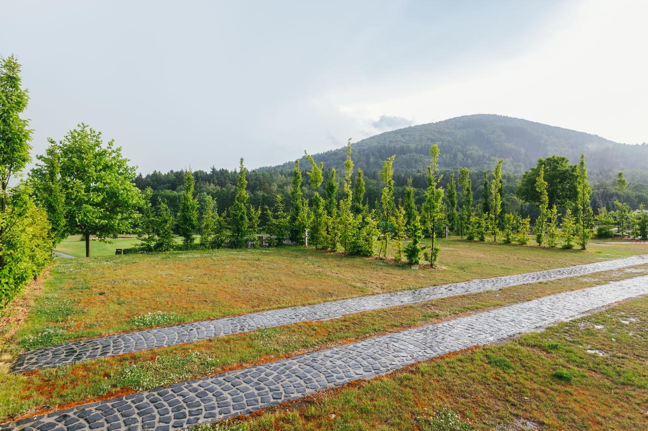 Resort Malevil Jablonné v Podještědí Екстериор снимка