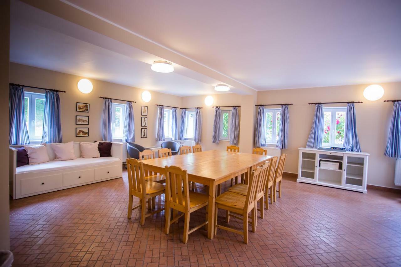 Resort Malevil Jablonné v Podještědí Екстериор снимка